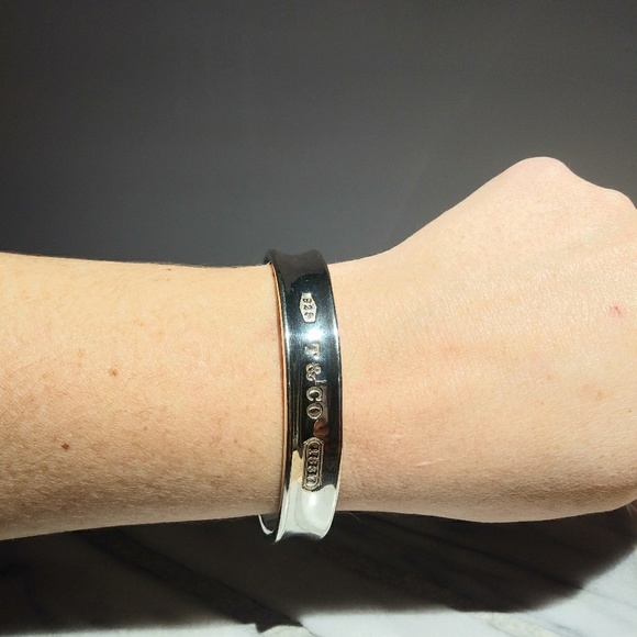 ✔SOLD Tiffany & Co. 1837 Silver 925 Cuff Bracelet - Picture 2 of 8
